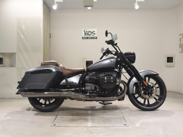 BMW r18 roctane 2023