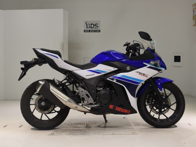 Suzuki GSX250R
