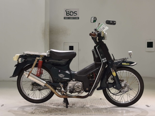 Honda C50 1982