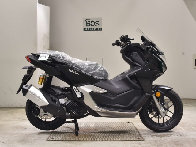 Honda ADV 160 2025