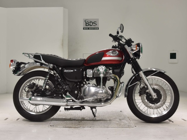Kawasaki W800 2022