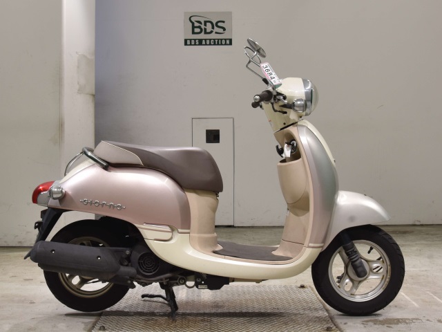 Honda GIORNO 2014