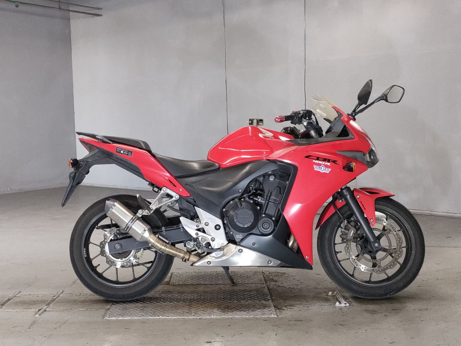 Honda CBR400R 2014