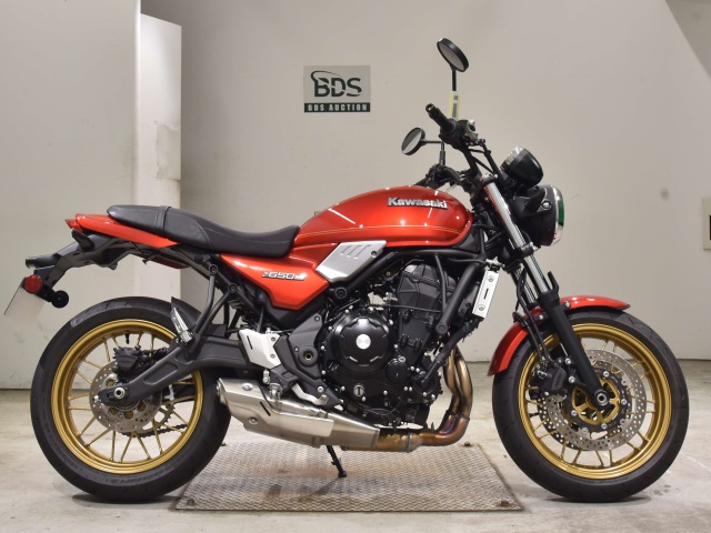 Kawasaki Z650RS 2024
