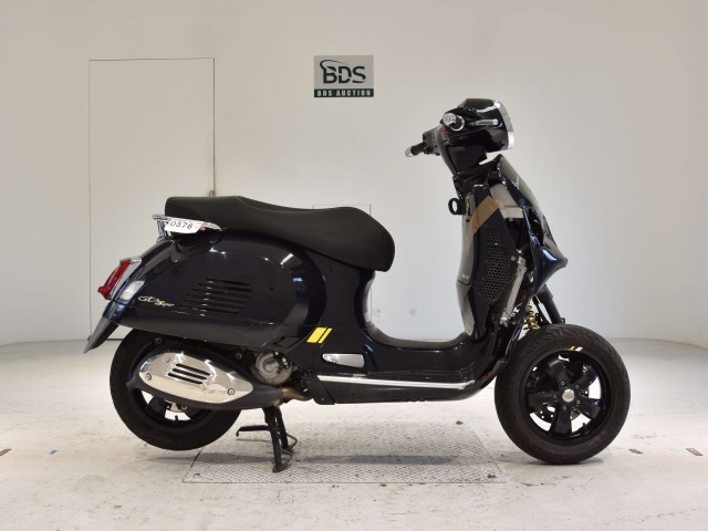 Vespa GTS300 SUPER 2021