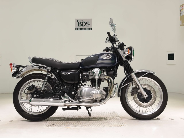 Kawasaki W800 2023