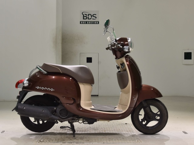 Honda GIORNO 2011