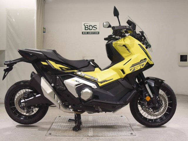 Honda X-ADV750-2 2025