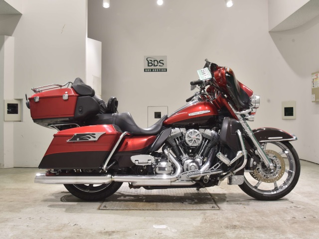 HD ELECTRA GLIDE FLHTK1690 2011