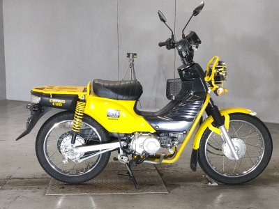 Honda CC110 CROSSCUB 2016