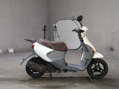 Suzuki LETS4