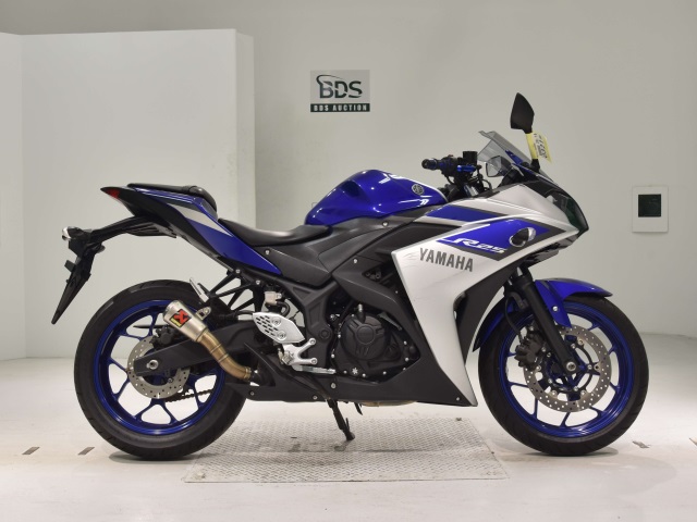Yamaha YZF-R25 2015