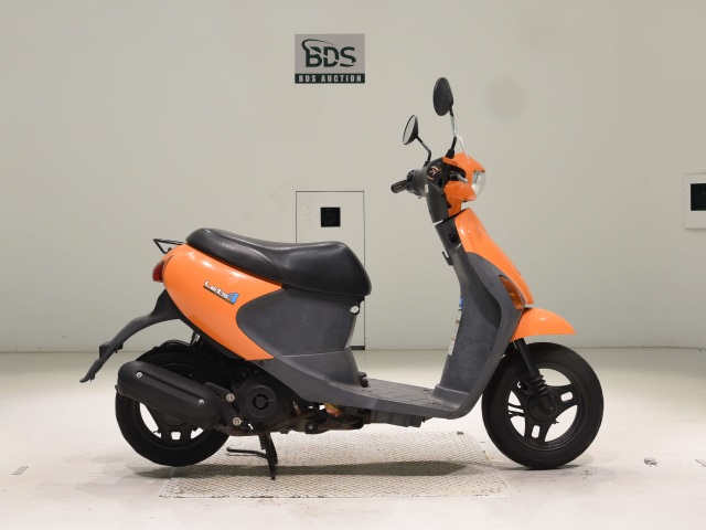 Suzuki LETS4
