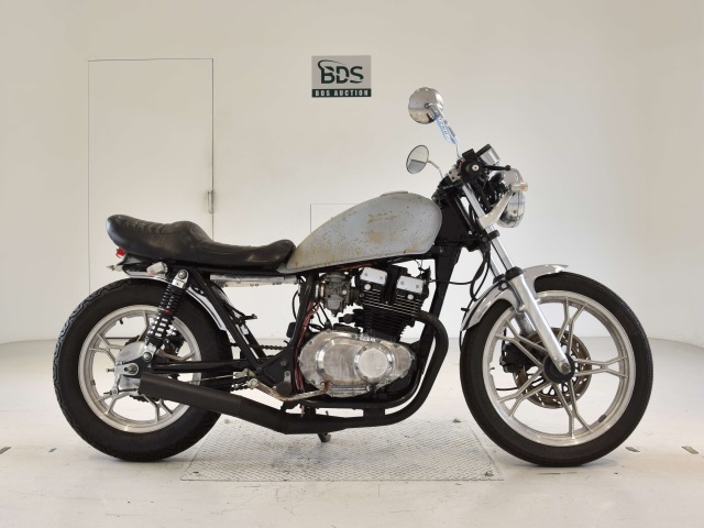 Suzuki GSX250L