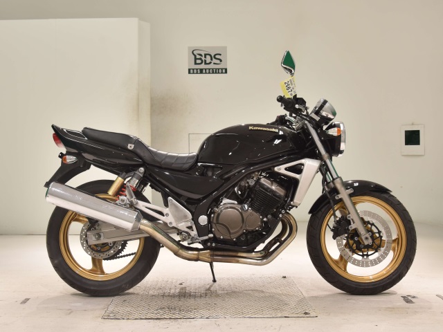 Kawasaki BALIUS ZR250 2007