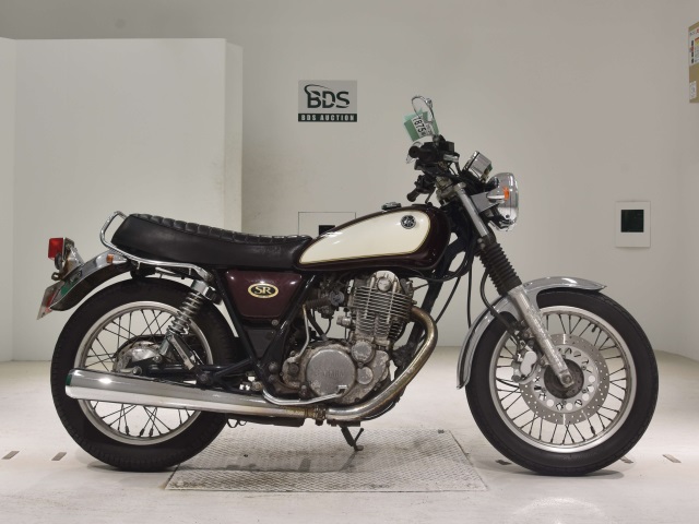 Yamaha SR400 2009