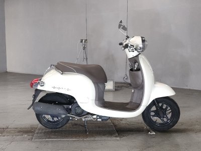 Honda GIORNO 2011