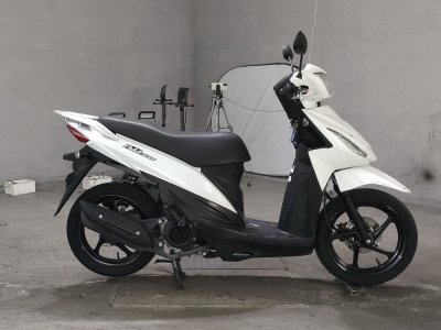 Suzuki ADDRESS V110
