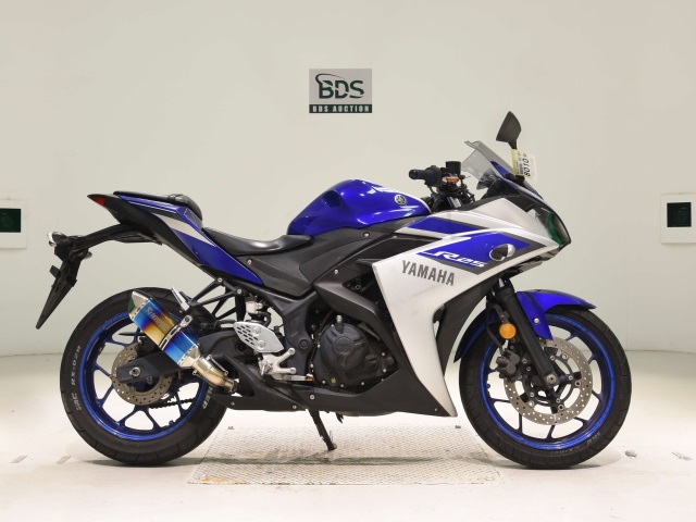 Yamaha YZF-R25 2015