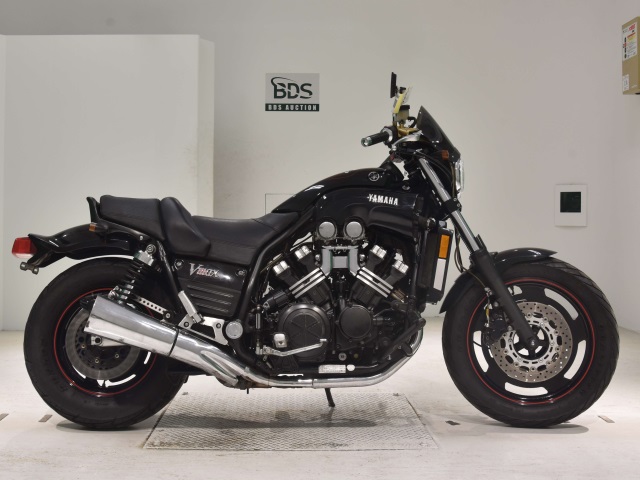 Yamaha V-MAX1200 2005