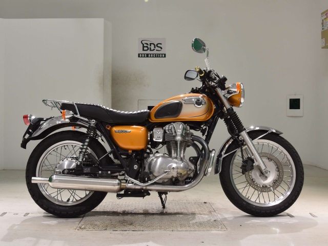 Kawasaki W800 2011