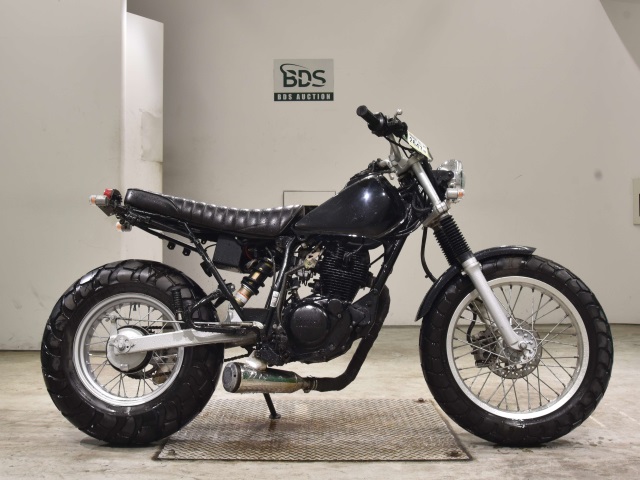 Yamaha TW200E