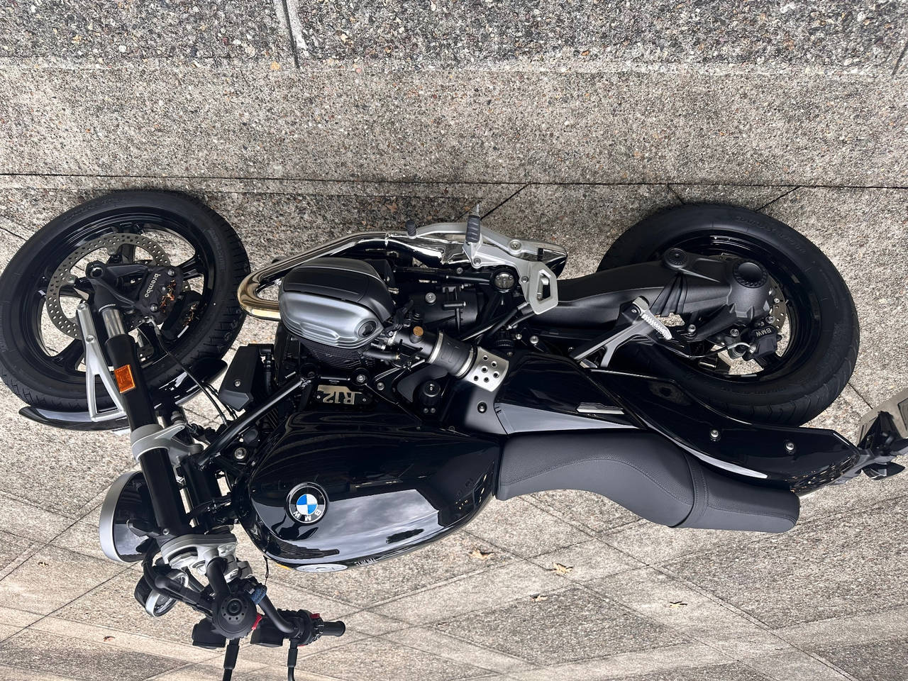 BMW R12 2024