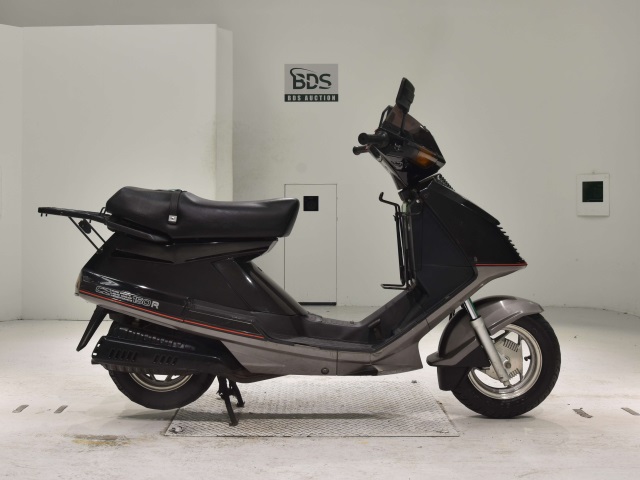 Yamaha CZ150R