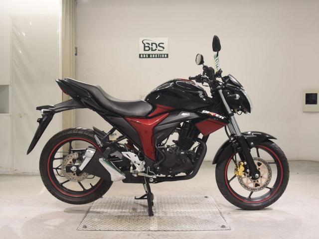 Suzuki GIXXER150SF 2016