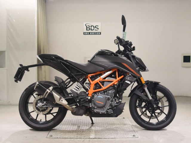 KTM 390 DUKE 2023