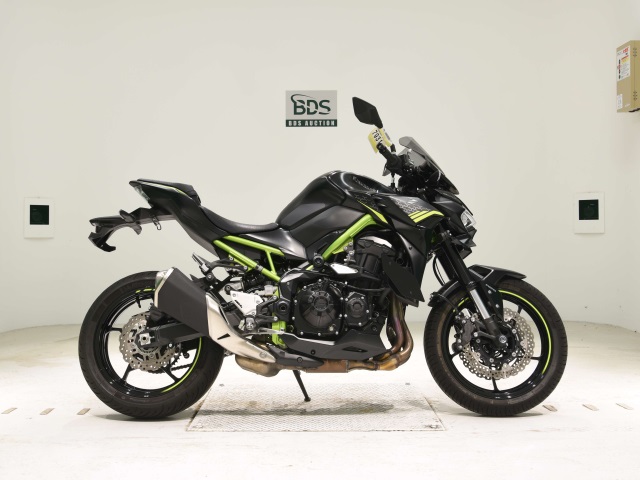 Kawasaki Z900 2021