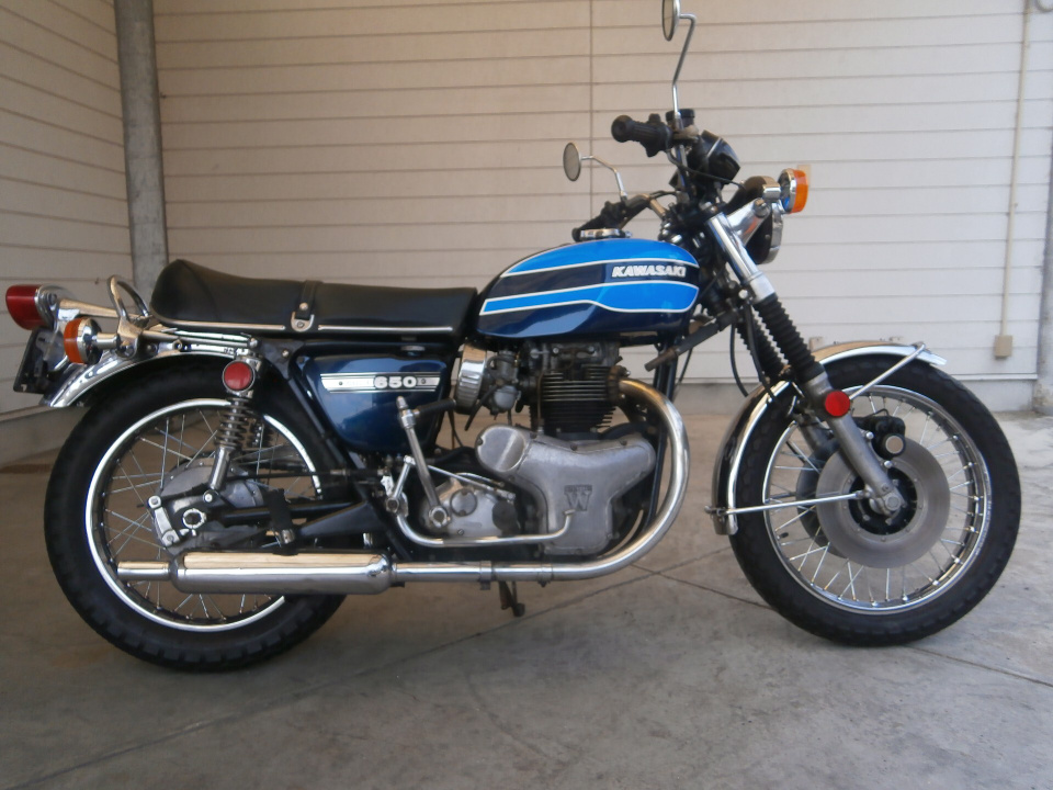 Kawasaki W3 1975