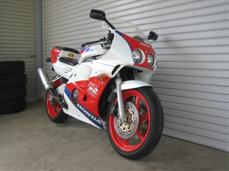 Honda CBR250RR 1990