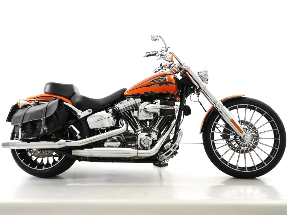 HD BREAKOUT FXSB1800 2014