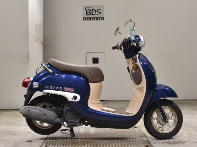 Honda GIORNO 2016