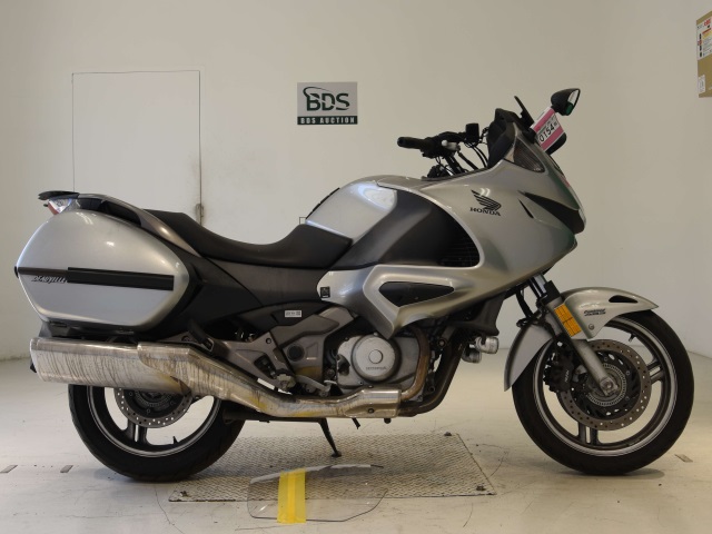Honda NT700V DEAUVILLE 2010