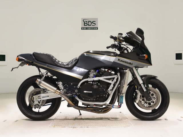 Kawasaki GPZ900R 1993