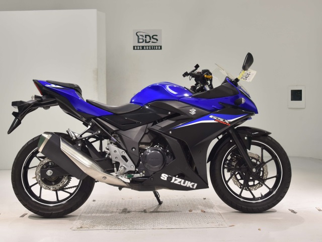 Suzuki GSX250R