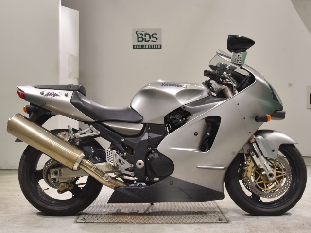 Kawasaki NINJA ZX-12R 2001