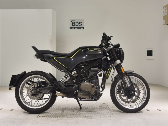 Husqvarna SVARTPILEN 401 2019