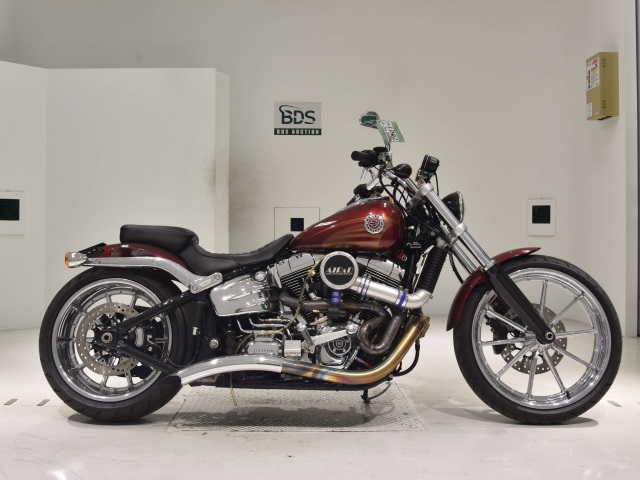 HD BREAKOUT FXSB1690 2016