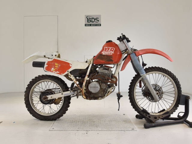 Honda XLR250 1987