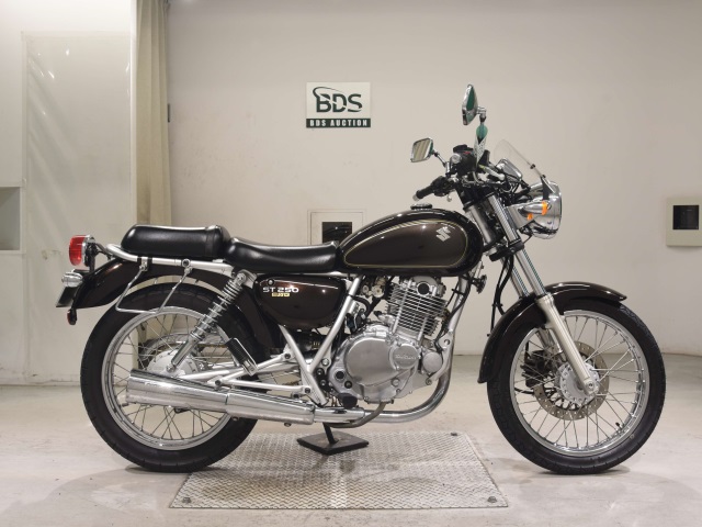 Suzuki ST250E