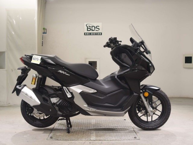 Honda ADV 160 2025