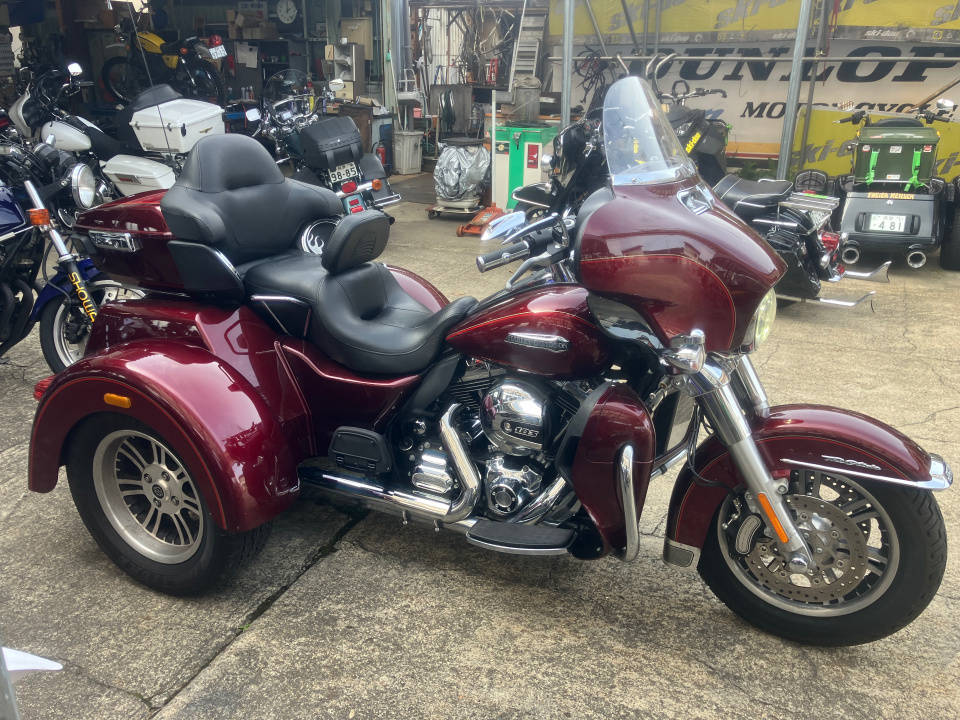 HD ELECTRA GLIDE FLHTCU1690 TRIKE 2016