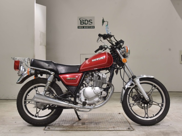 Suzuki GN125H 2015