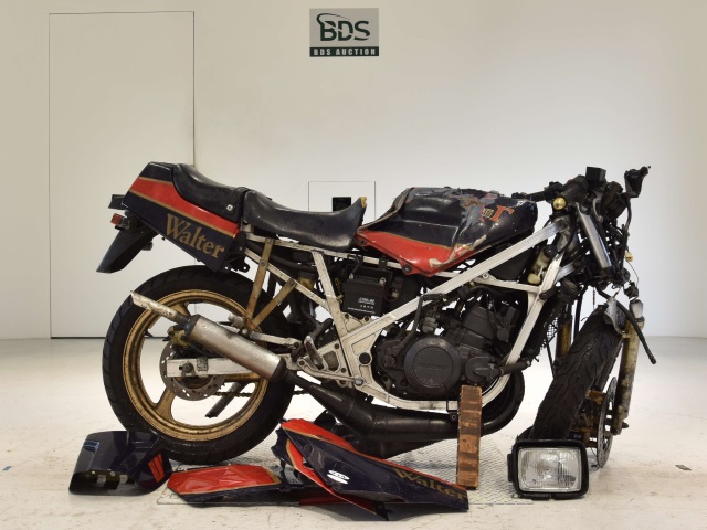 Suzuki RG250 GAMMA