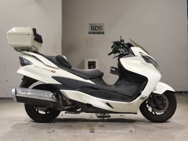 Suzuki SKYWAVE 250M