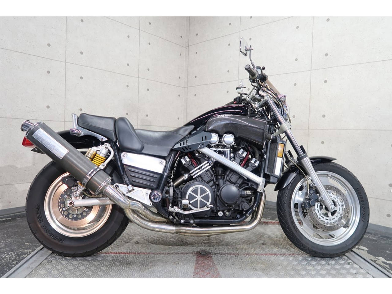 Yamaha V-MAX1200 2002