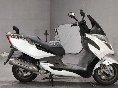 Kymco G-DINK125I 2013